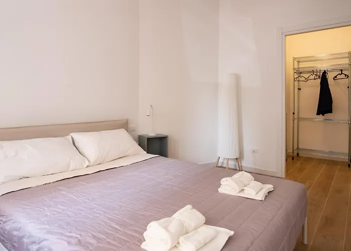 Guesthost - Casa Botero Apartment Piombino